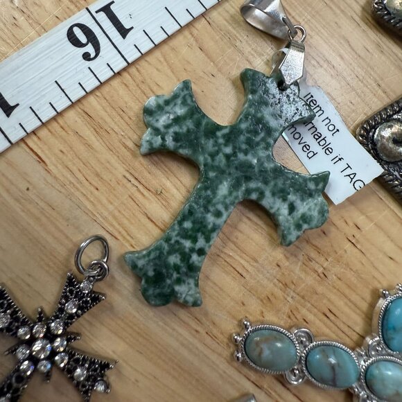 Lot Of 7 Cross Pendants Gothic, Cottagecore, Fairycore, Grunge, Punk, Religious - Picture 4 of 9